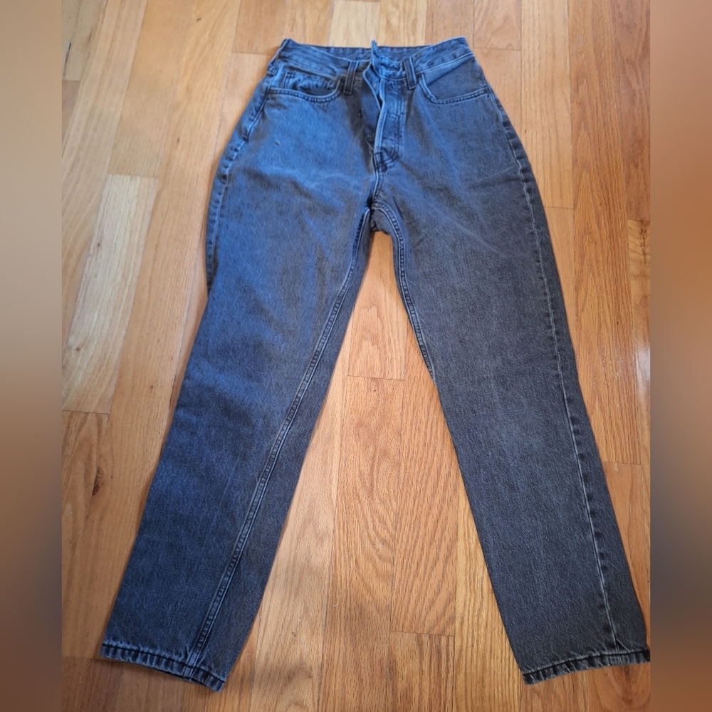 everlane cheeky curvy 90s jean